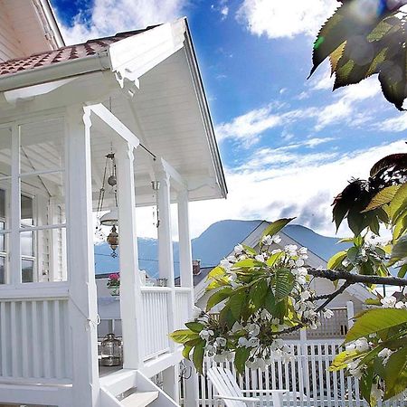 Villa Solvorn Esterno foto